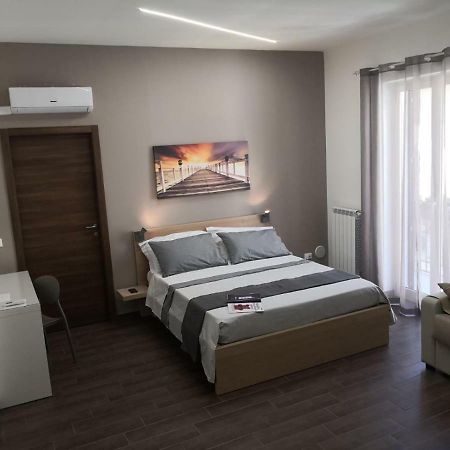Canale Rooms E Apartments Кастельдачча Екстер'єр фото
